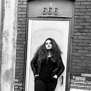 Meet your Posher, Jenna